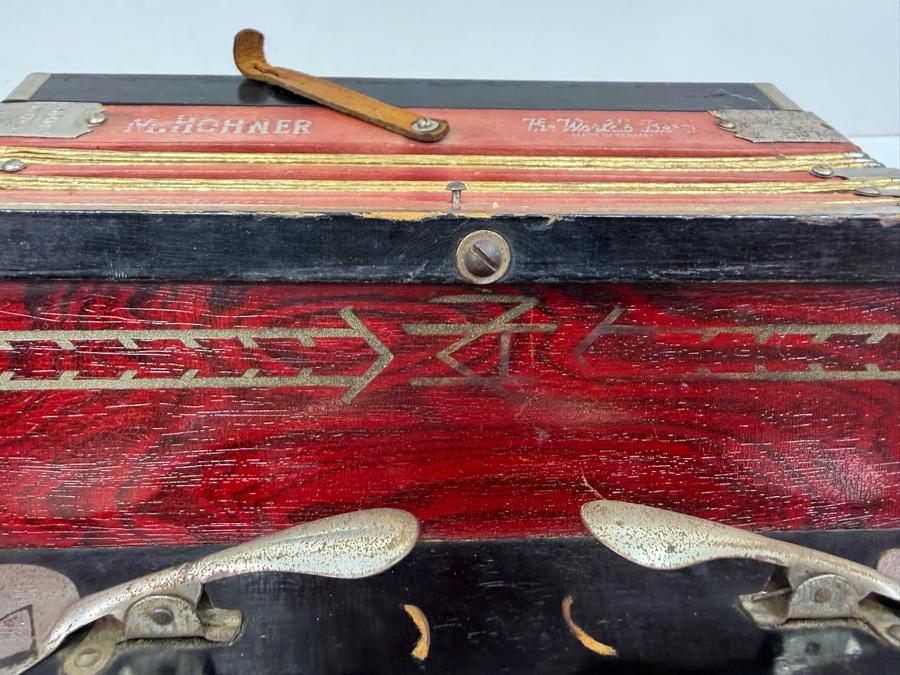 Vintage M. Hohner Grand Prix Philadelphia 1926 Melodeon Diatonic Accordion 10 Button 12W X 13D X 6.5H (RSF)
 [Photo 10]