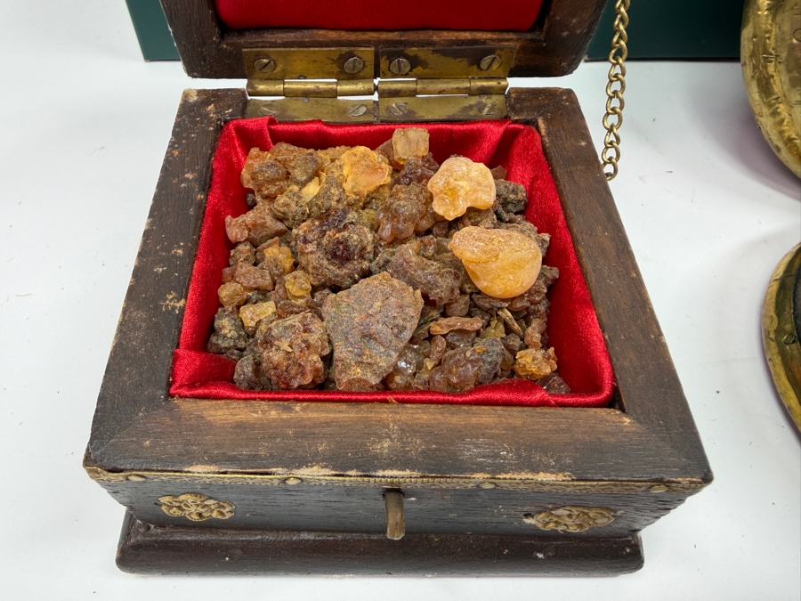 Three Kings Gifts Of Christmas: Gold, Frankincense And Myrrh (RSF) [Photo 6]