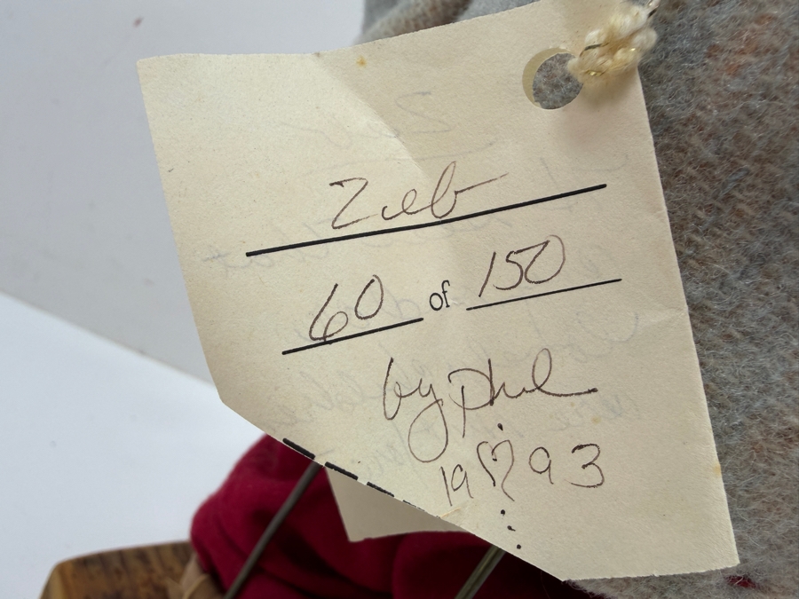 Signed Limited Edition 'Storytellers' By Phyllis Santa Claus Statue Titled 'Zeb' And Numbered 60 Of 150 Dated 1993 17.5'H [Photo 8]