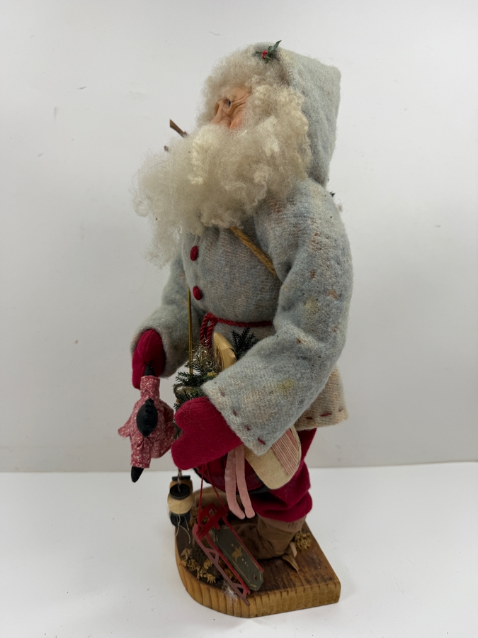 Signed Limited Edition 'Storytellers' By Phyllis Santa Claus Statue Titled 'Zeb' And Numbered 60 Of 150 Dated 1993 17.5'H [Photo 4]
