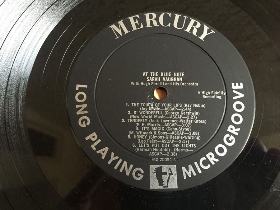 Sarah Vaughan ‎- At The Blue Note - Mercury ‎- MG 20094 [Photo 4]