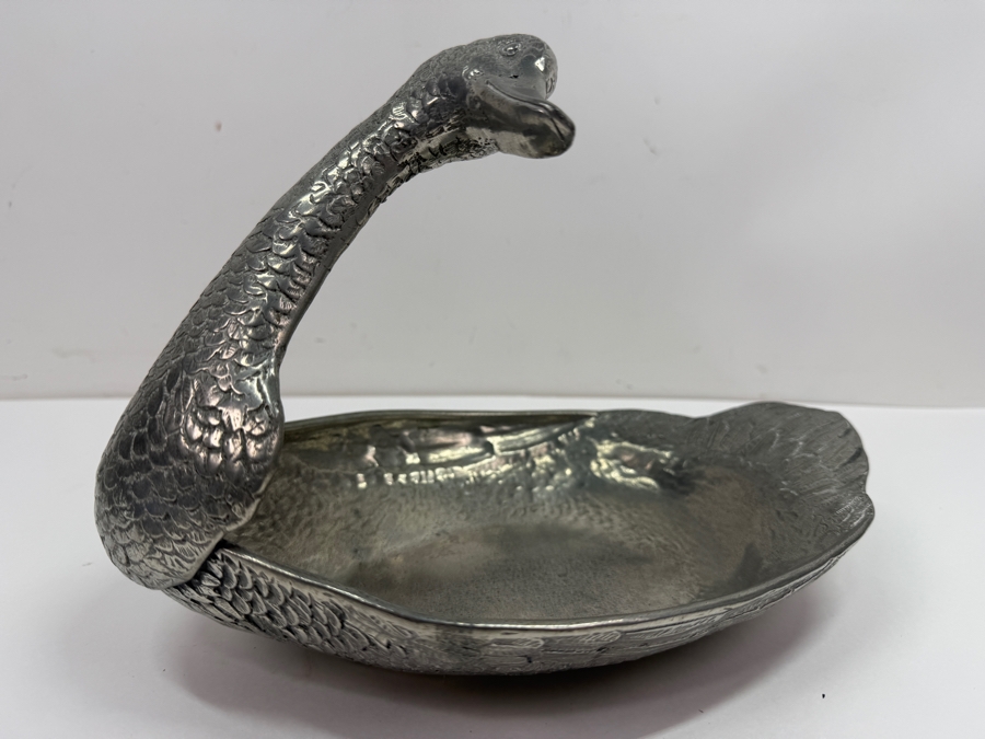 Arte Italica Handcrafted Italian Pewter Decorative Swan Serving Tray Featuring Authentic Artisan Hallmarks and High-Grade 95% Tin Alloy Finish 11'W X 7'H [Photo 2]