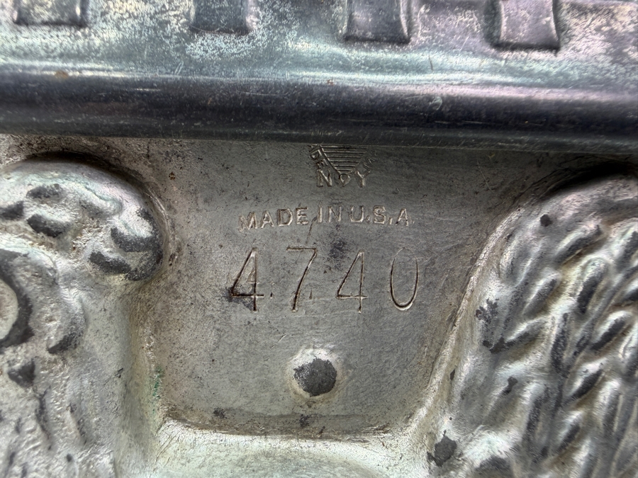 Vintage Eppelsheimer & Company No. 4740 Metal Hen On A Nest Chocolate Candy Mold Made In USA 5'W X 4'D X 4'H [Photo 2]