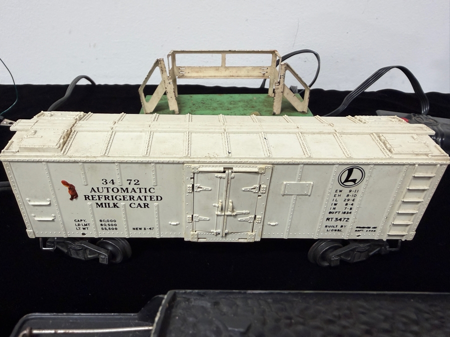 Vintage 1940s Lionel Postwar O-Gauge Train Set Featuring A Lionel 675 Steam Locomotive, Whistle Tender, Passenger Cars, Automatic Refrigerated Milk Car, Tracks, Lionel Type 1033 Multi-Control Transformer And More [Photo 9]