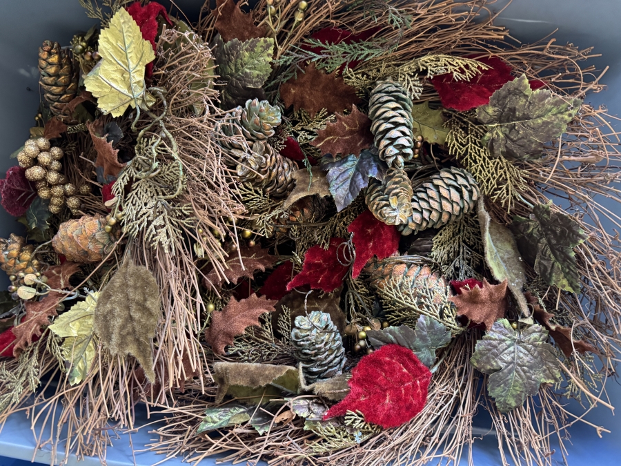 Just Added - Huge Lot Of Christmas Ornaments - See Photos For Individual Bins (RSF) [Photo 16]