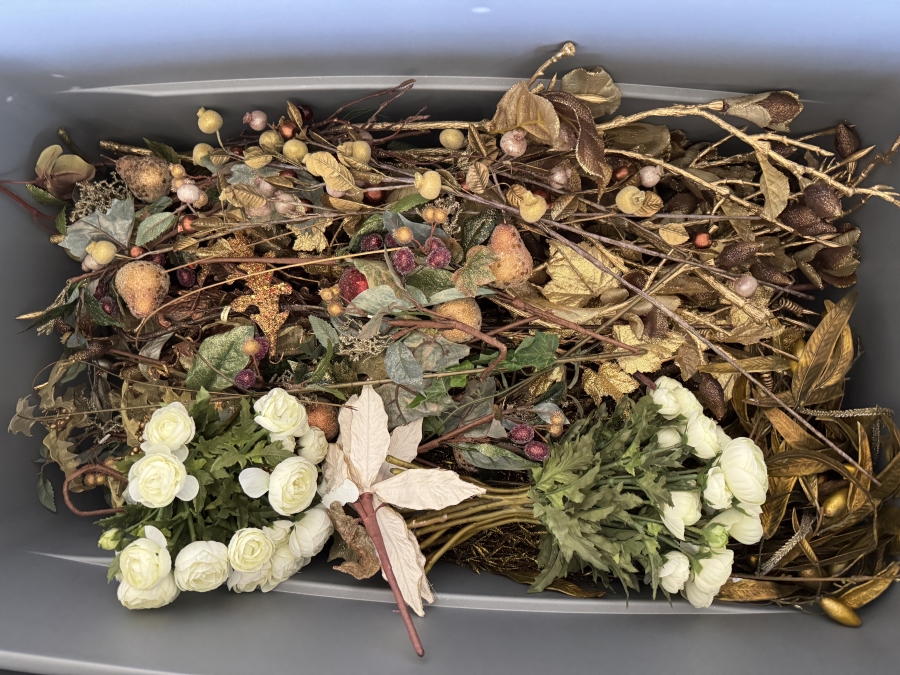 Just Added - Huge Lot Of Christmas Ornaments - See Photos For Individual Bins (RSF) [Photo 10]