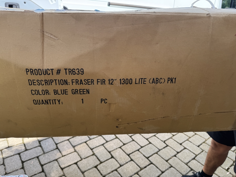 Just Added - Fraser Fir 12' 1300 Lite Christmas Tree In Three Boxes Retails $2,400 [Photo 2]