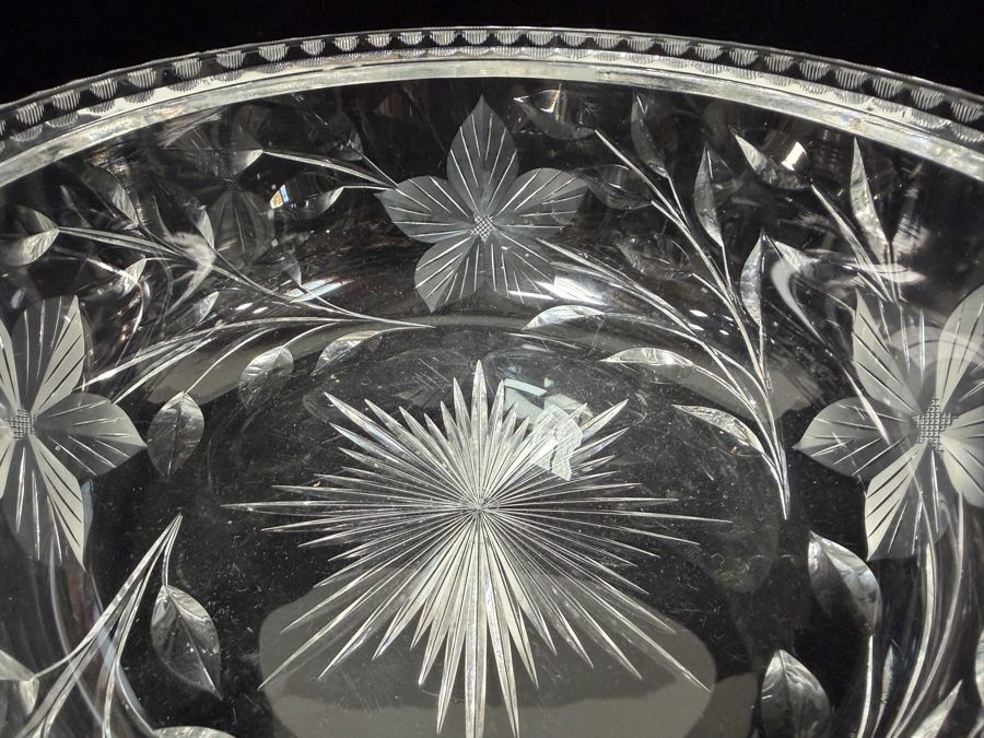 Vintage Signed Hawkes American Brilliant Period Cut Crystal Bowl Featuring A Detailed Floral Pattern 9W X 3.5H [Photo 5]