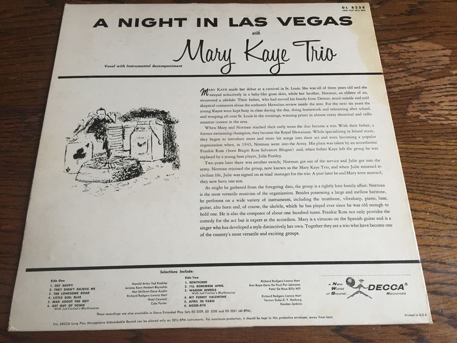 Mary Kaye Trio, The ‎- A Night In Las Vegas With The Mary Kaye Trio - DL 8238 - PROMO [Photo 2]