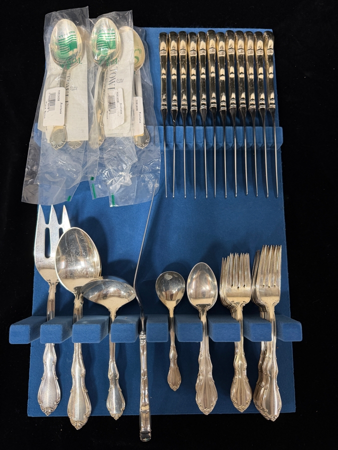 Like New Towle Sterling Silver Flatware Service For 12 With Serving Pieces - Sterling Silver Handled Knives Weigh 947.3g / Sterling Silver Flatware Weighs 2,023.3g [$4,417 Silver Melt Value Not Including Knives] [Photo 2]