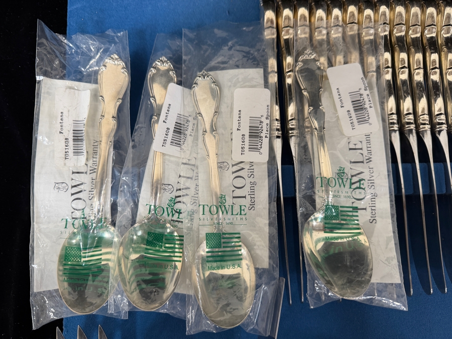 Like New Towle Sterling Silver Flatware Service For 12 With Serving Pieces - Sterling Silver Handled Knives Weigh 947.3g / Sterling Silver Flatware Weighs 2,023.3g [$4,417 Silver Melt Value Not Including Knives] [Photo 12]