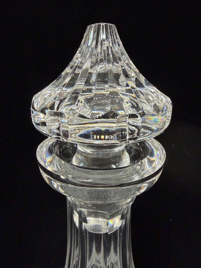 Waterford Crystal Kildare Pattern Spirit Decanter With Multi-Faceted Stopper And Hand-Cut Lead Crystal Body [Photo 5]