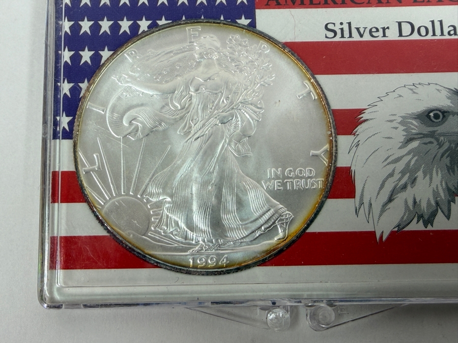 Uncirculated 1994 American Silver Eagle Coin [Photo 2]