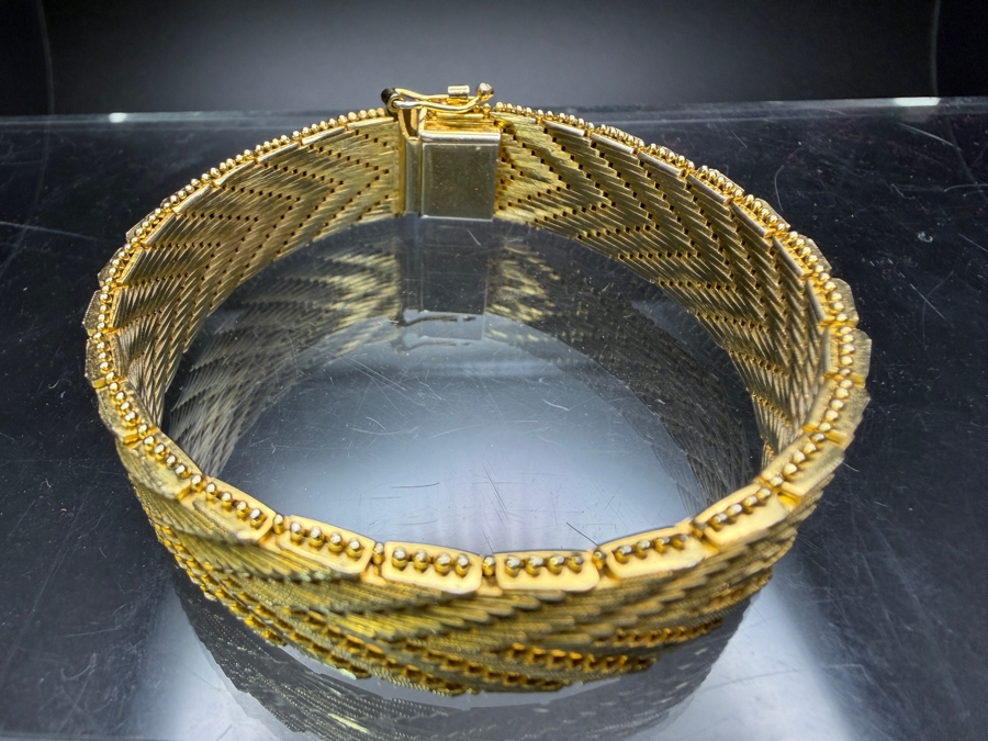 18k Gold Heavy Swiss Chevron Pattern Bracelet Featuring Hallmarks 7.5'L 46.4g [$5,359 Gold Melt Value] [Photo 2]