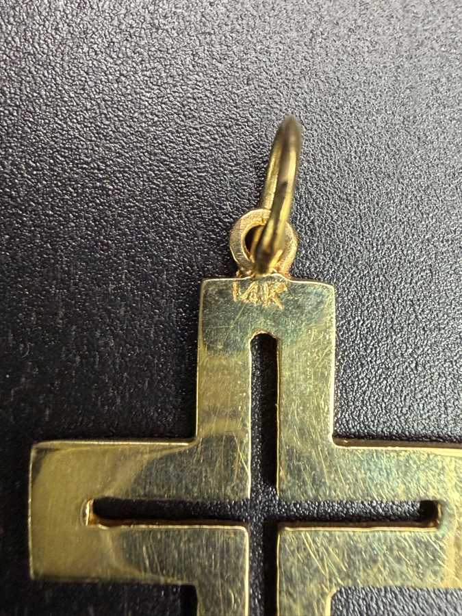14k Gold Cross Pendant 1.6g [$144 Gold Melt Value] [Photo 4]