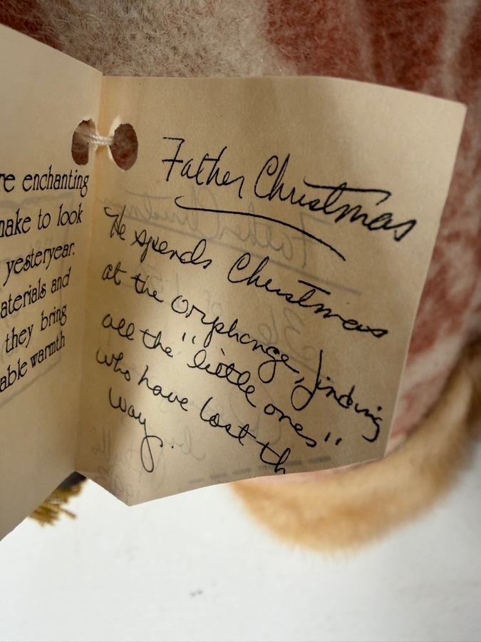 Large Signed Limited Edition 'Storytellers' By Phyllis Santa Claus Statue Titled 'Father Christmas' And Numbered 36 Of 150 Dated 1993 34'H (RSF) [Photo 9]