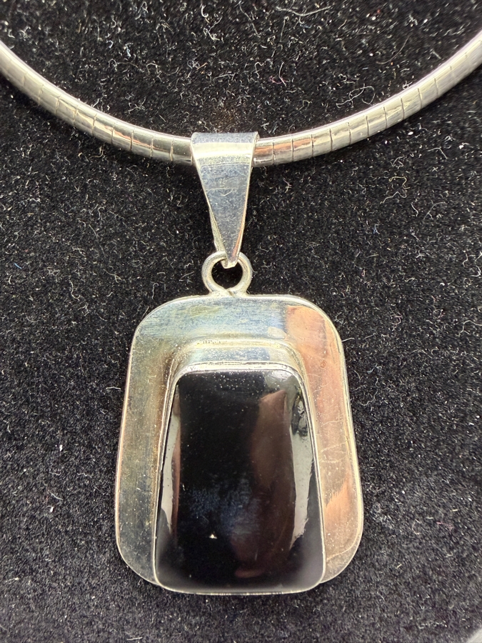 Sterling Silver Black Onyx Pendant With Sterling Silver Italian 16' Necklace 33.8g [Photo 2]