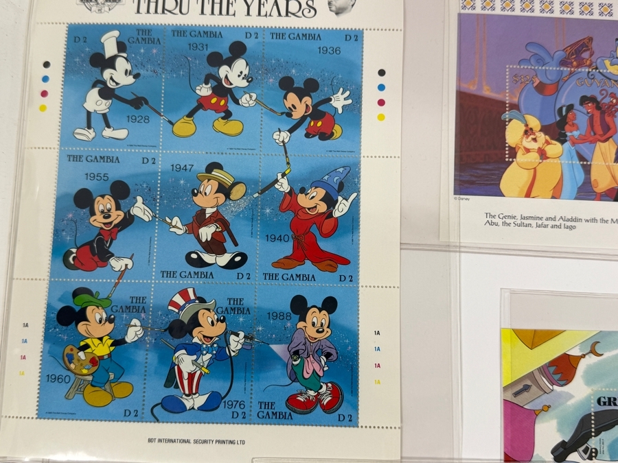Collection Of Mint Disney Stamps - See Photos [Photo 16]
