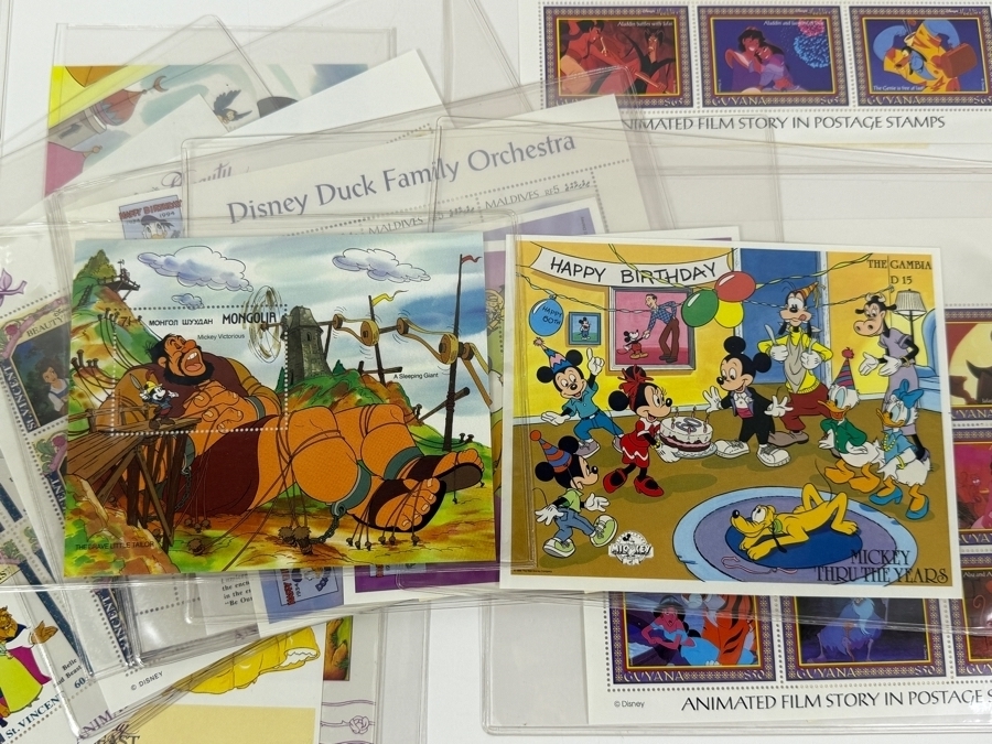 Collection Of Mint Disney Stamps - See Photos [Photo 8]