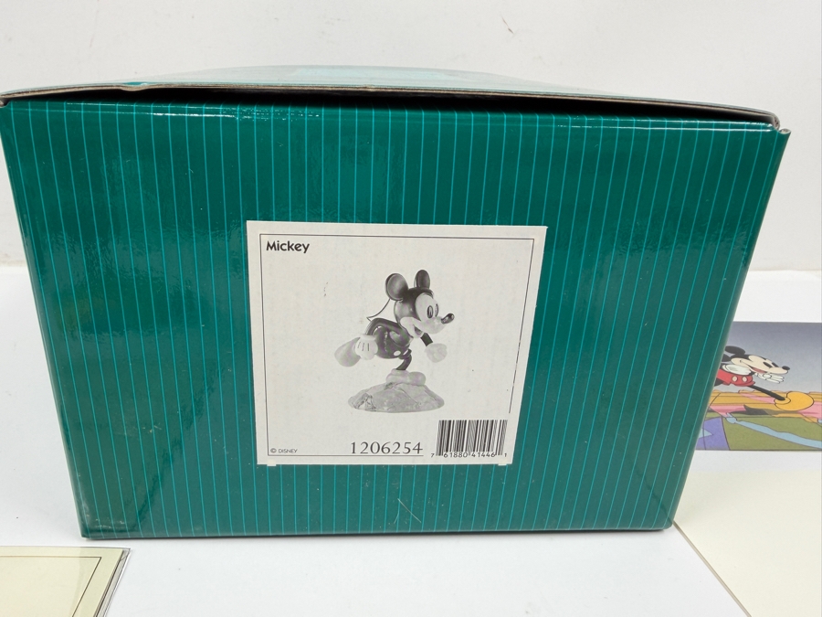 Walt Disney Classics Collection 'Millennium Mickey: On Top Of The World' From Walt Disney's Thru The Mirror Figurine With Trading Pin, Medallion And Original Box 5'H [Photo 11]