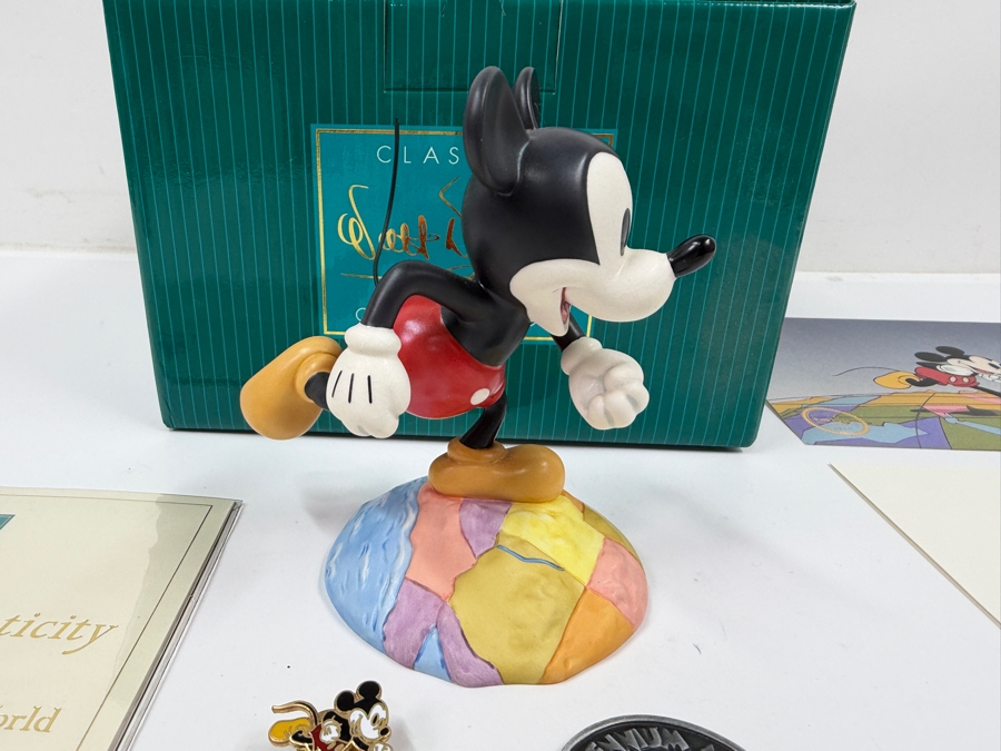 Walt Disney Classics Collection 'Millennium Mickey: On Top Of The World' From Walt Disney's Thru The Mirror Figurine With Trading Pin, Medallion And Original Box 5'H [Photo 4]