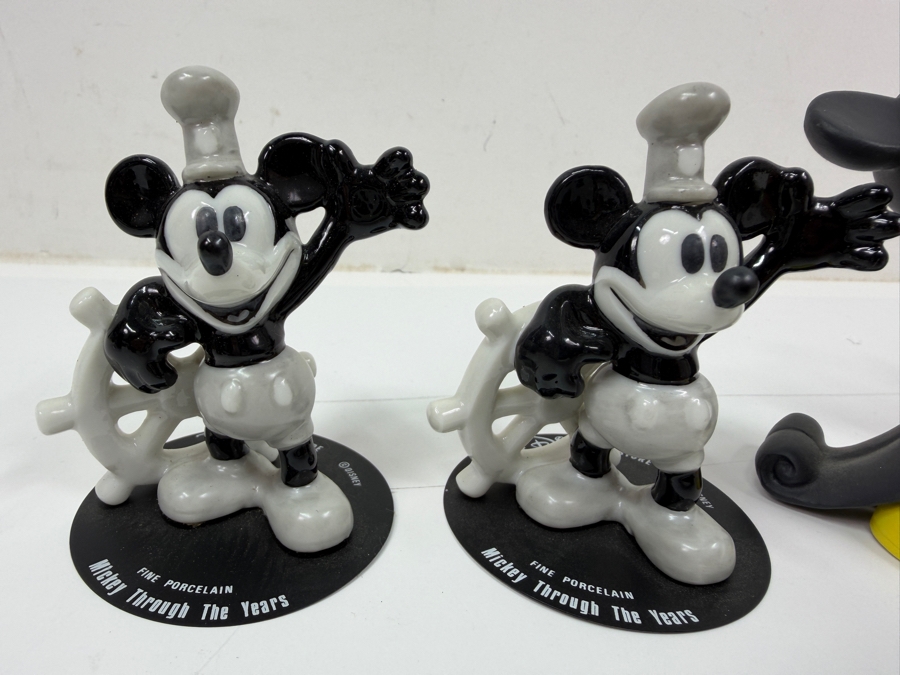 (3) Small Disney Mickey Mouse Figurines 3' - 3.5' [Photo 3]