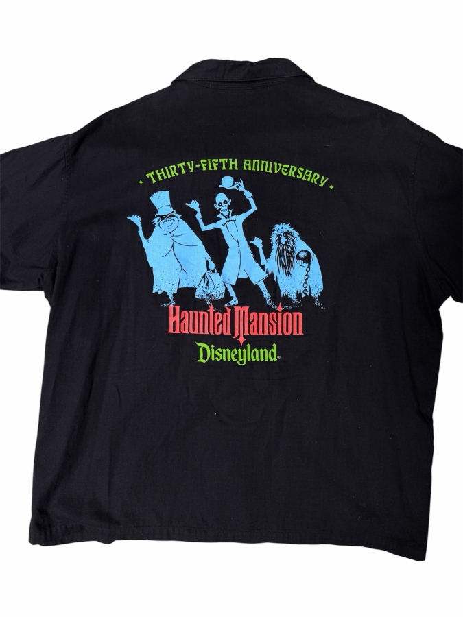 Just Added - Vintage Disneyland Haunted Mansion 35th Anniversary Button-Down Shirt Featuring Hitchhiking Ghosts Phineas Ezra And Gus Black Short Sleeve Camp Shirt Size XL