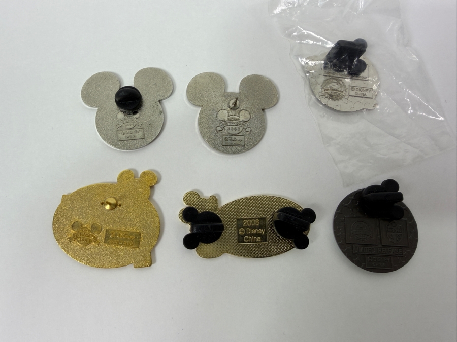 Just Added - Disney World Pin Trading Society Master Pin Trader, 2007 Year Of A Million Dreams Disneyland Resort Mickey, Disneyland Resort 2004 Independence Day Stitch, Disneyland Matterhorn Bobsleds Mickey, And United Kingdom/USA Mickey Icon Flag Enamel  [Photo 7]