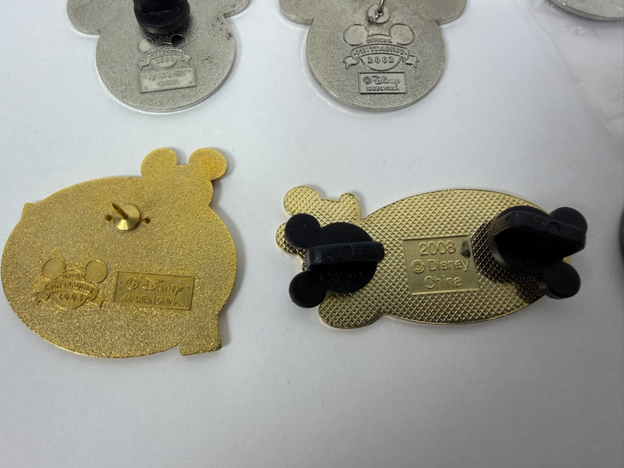 Just Added - Disney World Pin Trading Society Master Pin Trader, 2007 Year Of A Million Dreams Disneyland Resort Mickey, Disneyland Resort 2004 Independence Day Stitch, Disneyland Matterhorn Bobsleds Mickey, And United Kingdom/USA Mickey Icon Flag Enamel  [Photo 9]