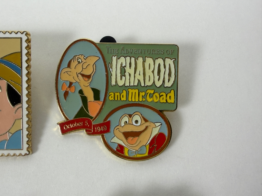 Just Added - Disneyland 100th Birthday Walt And Jiminy, Art Of Disney Pinocchio Stamp, Countdown To The Millennium Ichabod And Mr. Toad, Character Train Incredibles, Stitch Sundays Surfing, And Fantasyland Mad Hatter Pin Collection [Photo 4]