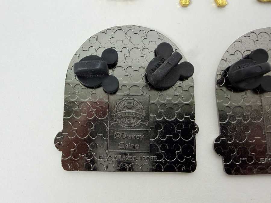 Just Added - Disney Auctions Limited Edition 1000 Jessica Rabbit On Moving Surfboard, Hospital Nurse Jessica Rabbit, Red Dress Jessica On St. Crossing Sign, And D23 Expo 2017 Logo Multi-Character Enamel Pin Collection
 [Photo 7]