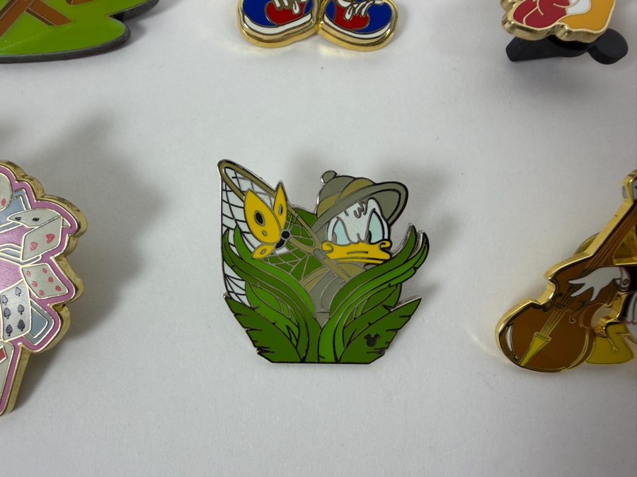 Just Added - Disney Limited Edition Pins: 2001 Artist Choice Sandwich Snatchers, 2004 USA Olympics Donald And Daisy, 2007 Hidden Mickey All-American Donald, 2001 Japanese Disney Store Cello Donald, And 2005 Butterfly Catcher Enamel Pin Set [Photo 3]