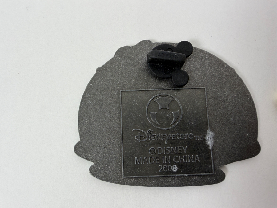 Just Added - Disney Limited Edition Pins: 2001 Artist Choice Sandwich Snatchers, 2004 USA Olympics Donald And Daisy, 2007 Hidden Mickey All-American Donald, 2001 Japanese Disney Store Cello Donald, And 2005 Butterfly Catcher Enamel Pin Set [Photo 13]