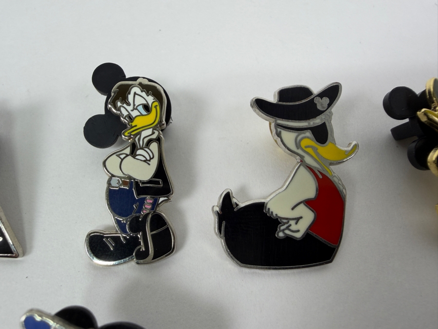 Just Added - Disney Pins: 2004 Wells Expedition Donald, 2002 Firefighter Donald, 1999 Millennium Countdown Ichabod & Mr. Toad, Scrooge McDuck With Cane, And Sorcerer Donald Enamel Pin Collection [Photo 8]