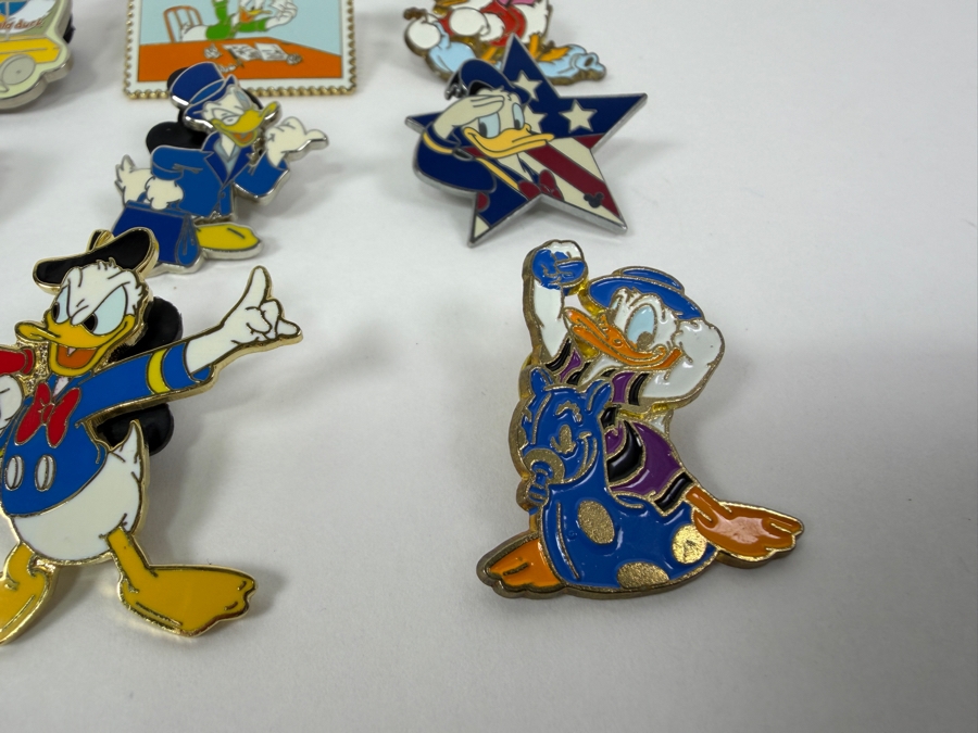 Just Added - Disney Pins: 2004 Vintage Toy Donald Pull Toy LE 100, 2004 Postage Stamp Donald, 2009 Haunted Mansion Phineas Donald, 2006 Independence Day Star LE 2500, And Various Donald Duck Adventure Enamel Pin Collection [Photo 3]