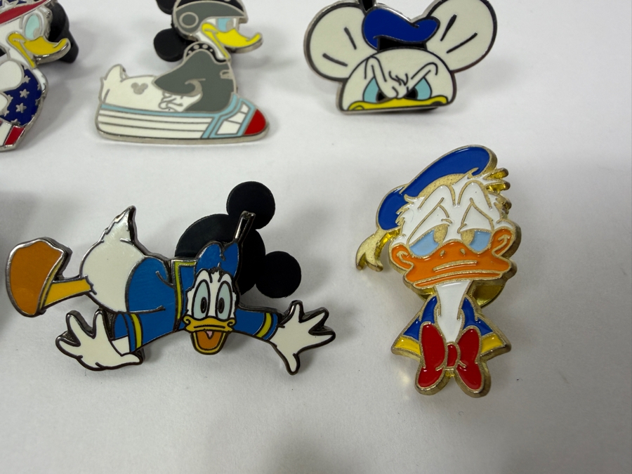 Just Added - Disney Pins: 2007 Hidden Mickey Rubber Duck Occupations, 1999 Millennium Countdown Ichabod & Mr. Toad, 2002 Travel Company Donald In Red Car, And Various Donald Duck Adventure Enamel Pin Collection
 [Photo 4]