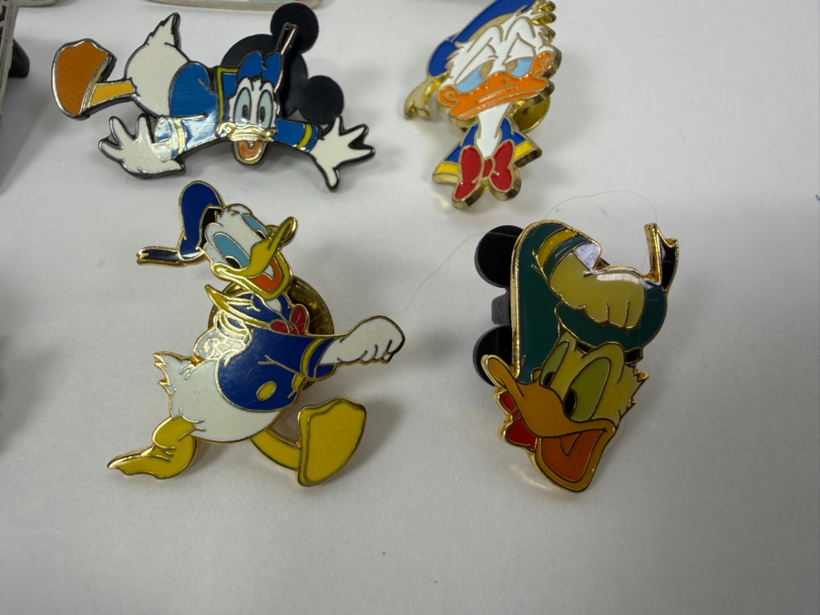 Just Added - Disney Pins: 2007 Hidden Mickey Rubber Duck Occupations, 1999 Millennium Countdown Ichabod & Mr. Toad, 2002 Travel Company Donald In Red Car, And Various Donald Duck Adventure Enamel Pin Collection
 [Photo 3]