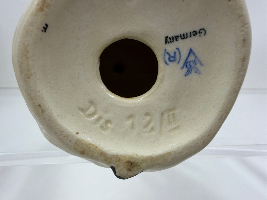 Just Added - Vintage 1950s Goebel Germany Walt Disney Snow White And The Seven Dwarfs Porcelain Figurine Collection Featuring Sneezy, Bashful, Sleepy, Dopey, Happy, Grumpy, And Doc With Original Foil Labels 3'H - 6'H [Photo 28]