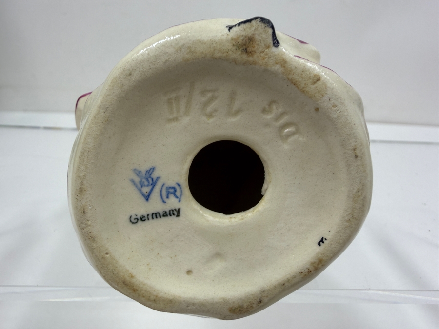 Just Added - Vintage 1950s Goebel Germany Walt Disney Snow White And The Seven Dwarfs Porcelain Figurine Collection Featuring Sneezy, Bashful, Sleepy, Dopey, Happy, Grumpy, And Doc With Original Foil Labels 3'H - 6'H [Photo 26]