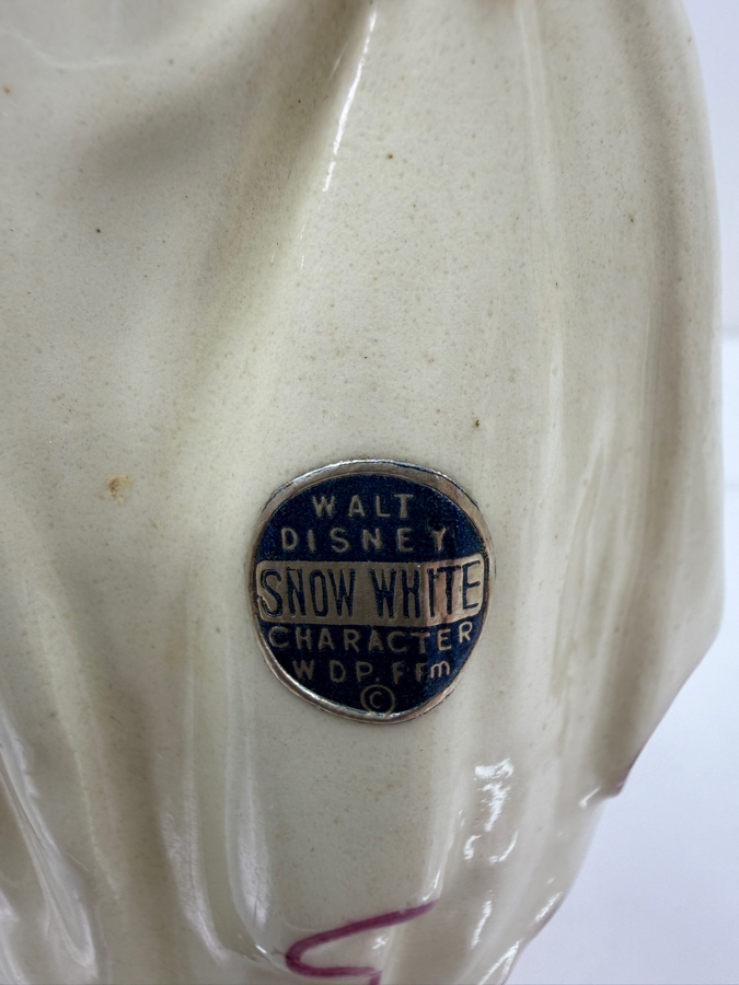 Just Added - Vintage 1950s Goebel Germany Walt Disney Snow White And The Seven Dwarfs Porcelain Figurine Collection Featuring Sneezy, Bashful, Sleepy, Dopey, Happy, Grumpy, And Doc With Original Foil Labels 3'H - 6'H [Photo 20]