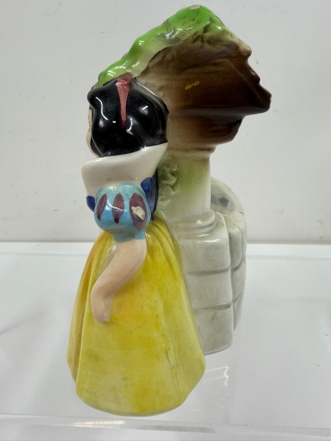 Just Added - Vintage 1960s Enesco Walt Disney Productions Snow White Doc’s Storage Barrel Ceramic Pencil Sharpener And Holder Made In Japan 5'H [Photo 3]