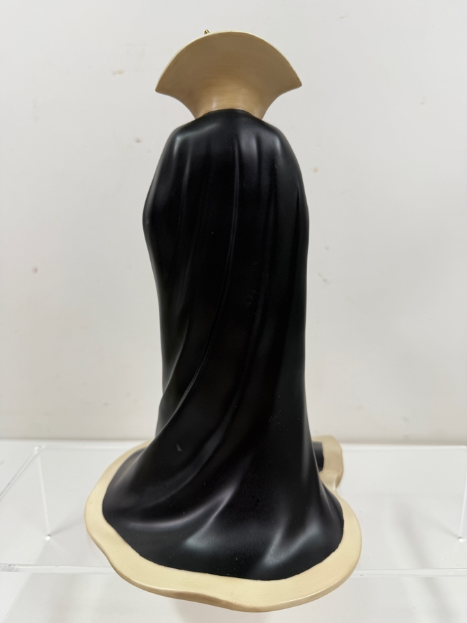 Just Added - Walt Disney Classics Collection Snow White Evil Queen Bring Back Her Heart Limited Edition 1997 Hand Painted Porcelain Figurine 9'H [Photo 3]