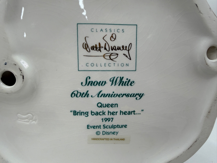 Just Added - Walt Disney Classics Collection Snow White Evil Queen Bring Back Her Heart Limited Edition 1997 Hand Painted Porcelain Figurine 9'H [Photo 5]