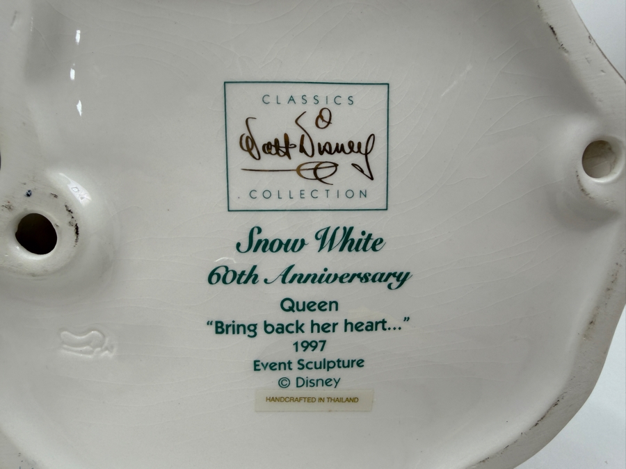 Just Added - Walt Disney Classics Collection Snow White Evil Queen Bring Back Her Heart Limited Edition 1997 Hand Painted Porcelain Figurine 9'H [Photo 4]