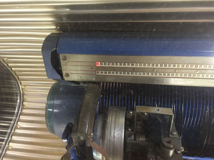 1954 Seeburg Jukebox - Working - One Of The Most Sought-After 50’s Jukeboxes - 100 Selections - Estimate is $7,000 Fully Restored [Photo 12]