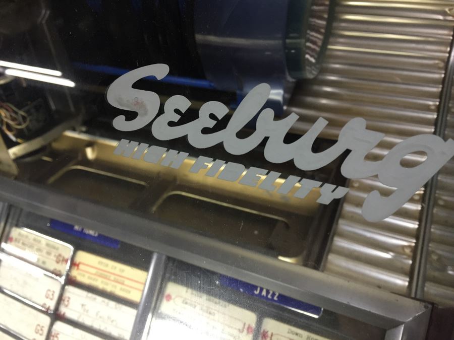 1954 Seeburg Jukebox - Working - One Of The Most Sought-After 50’s Jukeboxes - 100 Selections - Estimate is $7,000 Fully Restored [Photo 10]