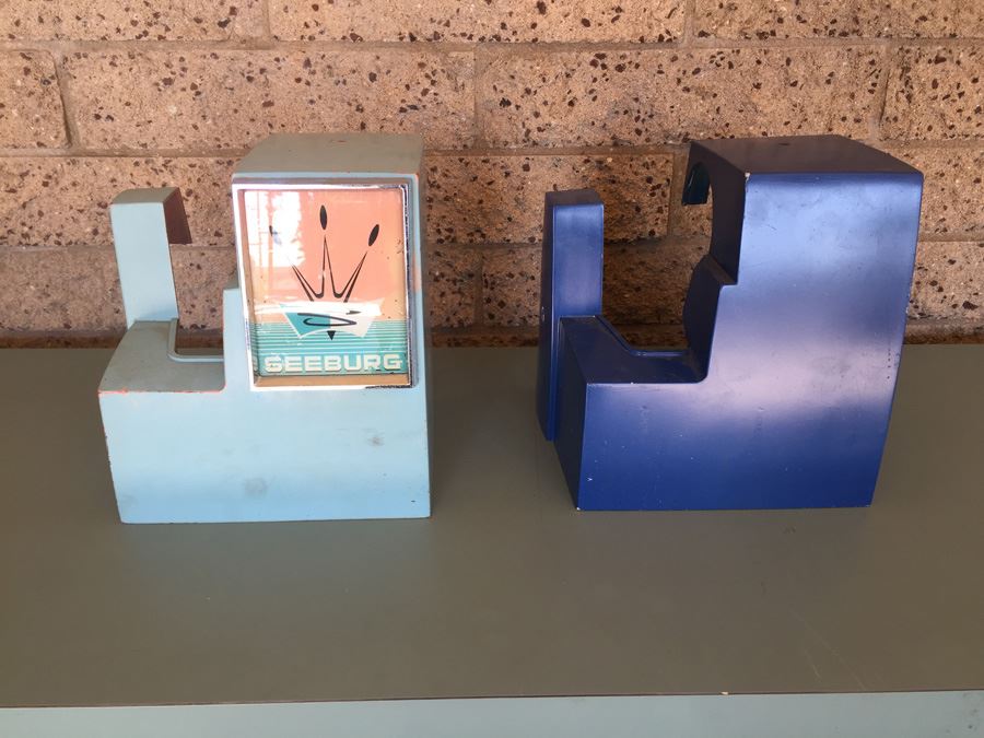 1954 Seeburg Jukebox - Working - One Of The Most Sought-After 50’s Jukeboxes - 100 Selections - Estimate is $7,000 Fully Restored [Photo 39]