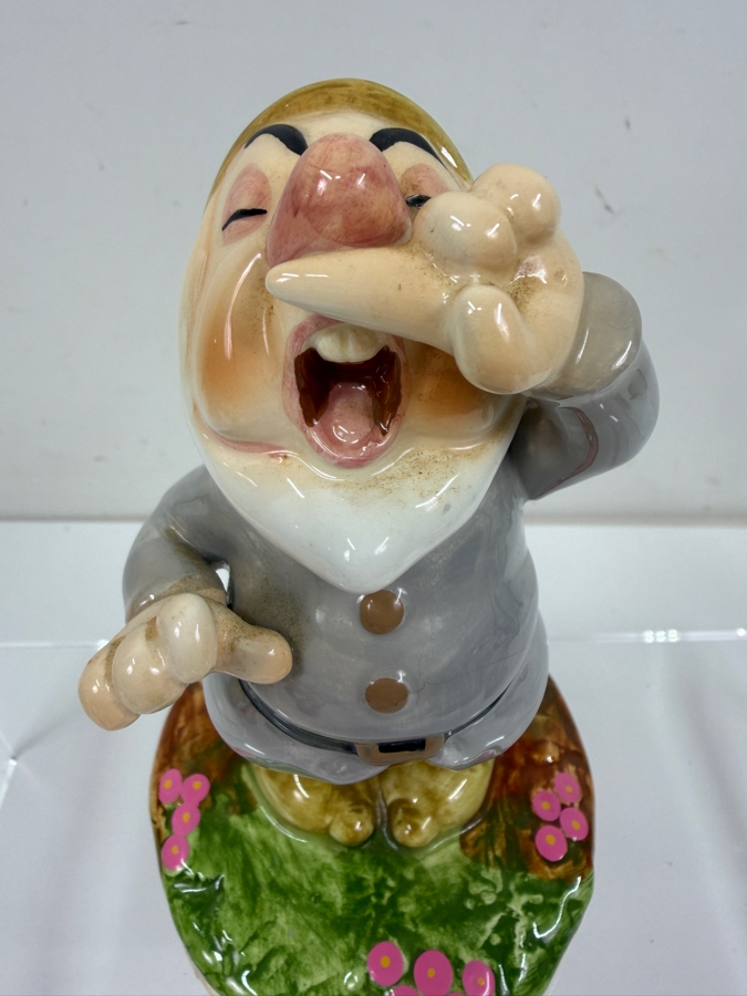 Just Added - Vintage 1980s Schmid Disney Snow White And The Seven Dwarfs Sneezy Hand Painted Rotating Ceramic Music Box Made In Japan 6.75'H [Photo 2]