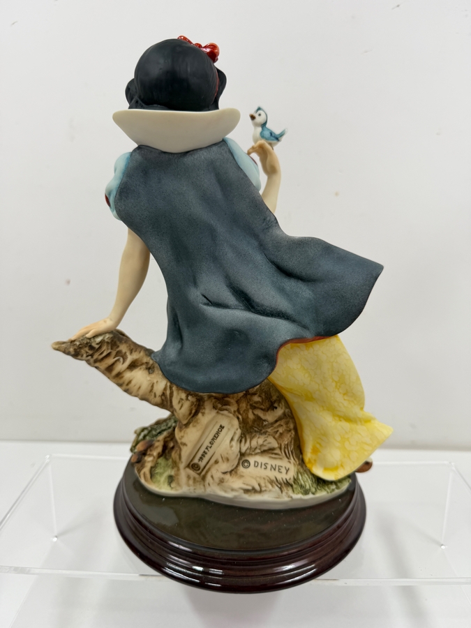 Just Added - Giuseppe Armani Florence 1993 Walt Disney’s Snow White With Blue Bird Hand Painted Porcelain Figurine On Wood Base Model 0209C 10'H [Photo 7]