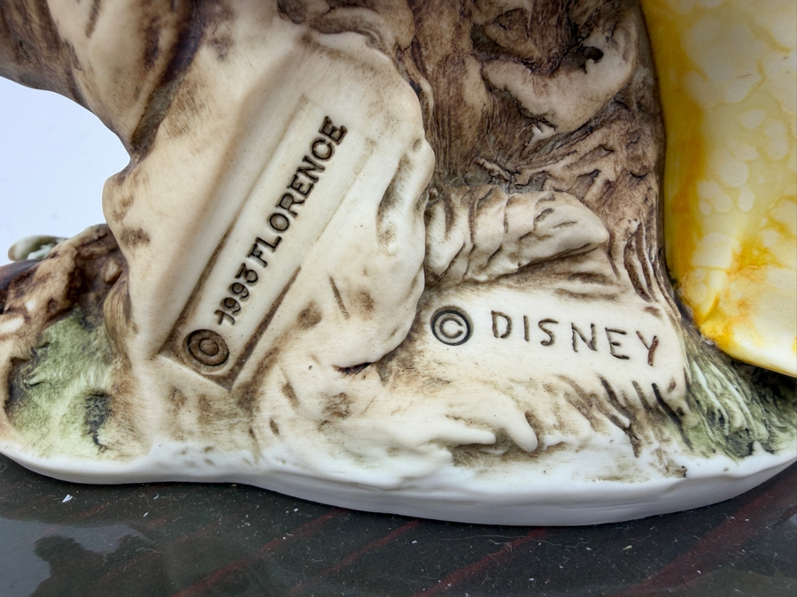 Just Added - Giuseppe Armani Florence 1993 Walt Disney’s Snow White With Blue Bird Hand Painted Porcelain Figurine On Wood Base Model 0209C 10'H [Photo 8]